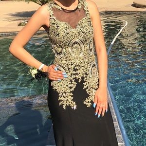Long black mermaid dress